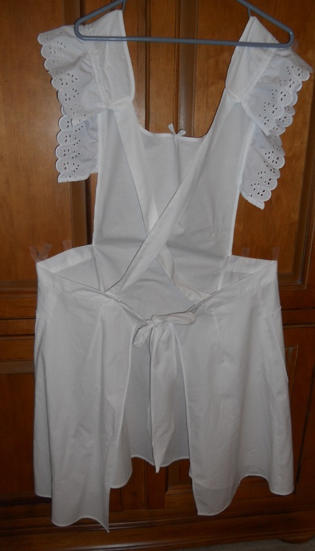 white pinafore apron plus size